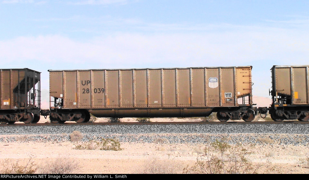 EB Unit Empty Open Hopper Frt at Erie NV -22